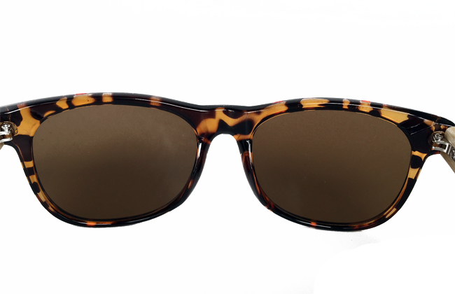 Braune Wayfarer aus Bambus - sunlooper.de - billede 2