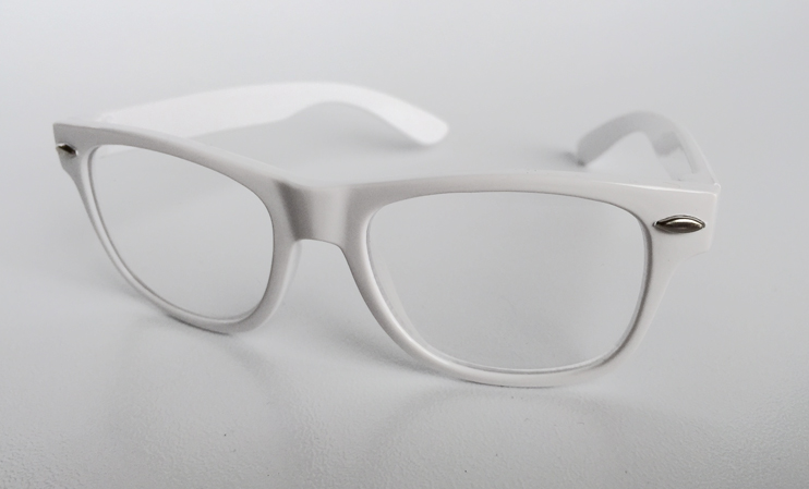 Weisse Wayfarer-Sonnenbrille mit KlarglÃ¤sern (ohne Korrektur)
