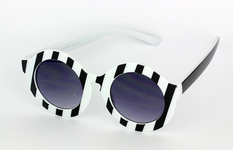 GroÃŸe, runde Sonnenbrille, schwarz/weiÃŸ