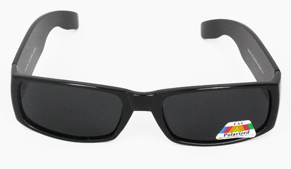 Cool masculine polaroid sunglasses